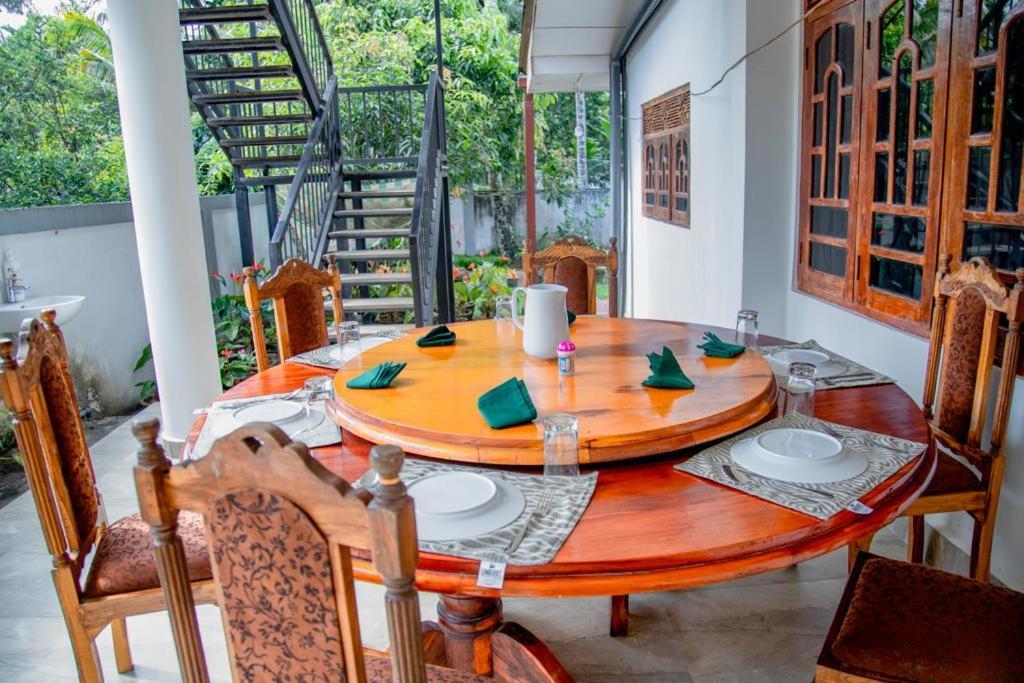 Healand Holiday Bungalow And Restaurant 代尼耶耶 外观 照片