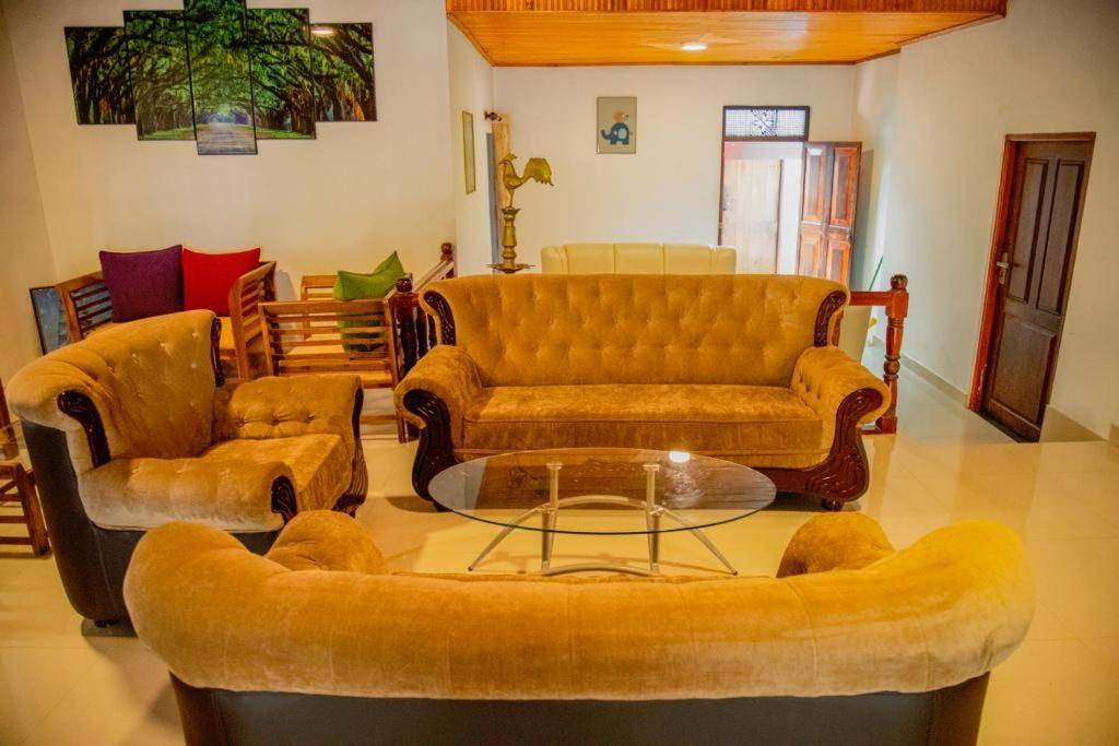 Healand Holiday Bungalow And Restaurant 代尼耶耶 外观 照片